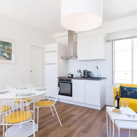 Spitalieri- Sunny Terrace With View -new Appartamento Nizza